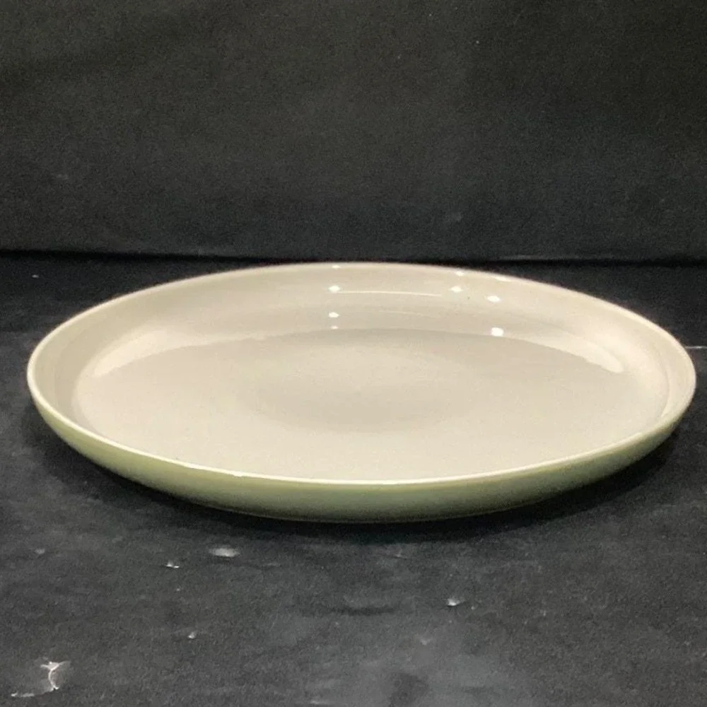 Dowan‎ Cream Dinner Plates, Set of 2, Green Underside, Replacement Dinnerware